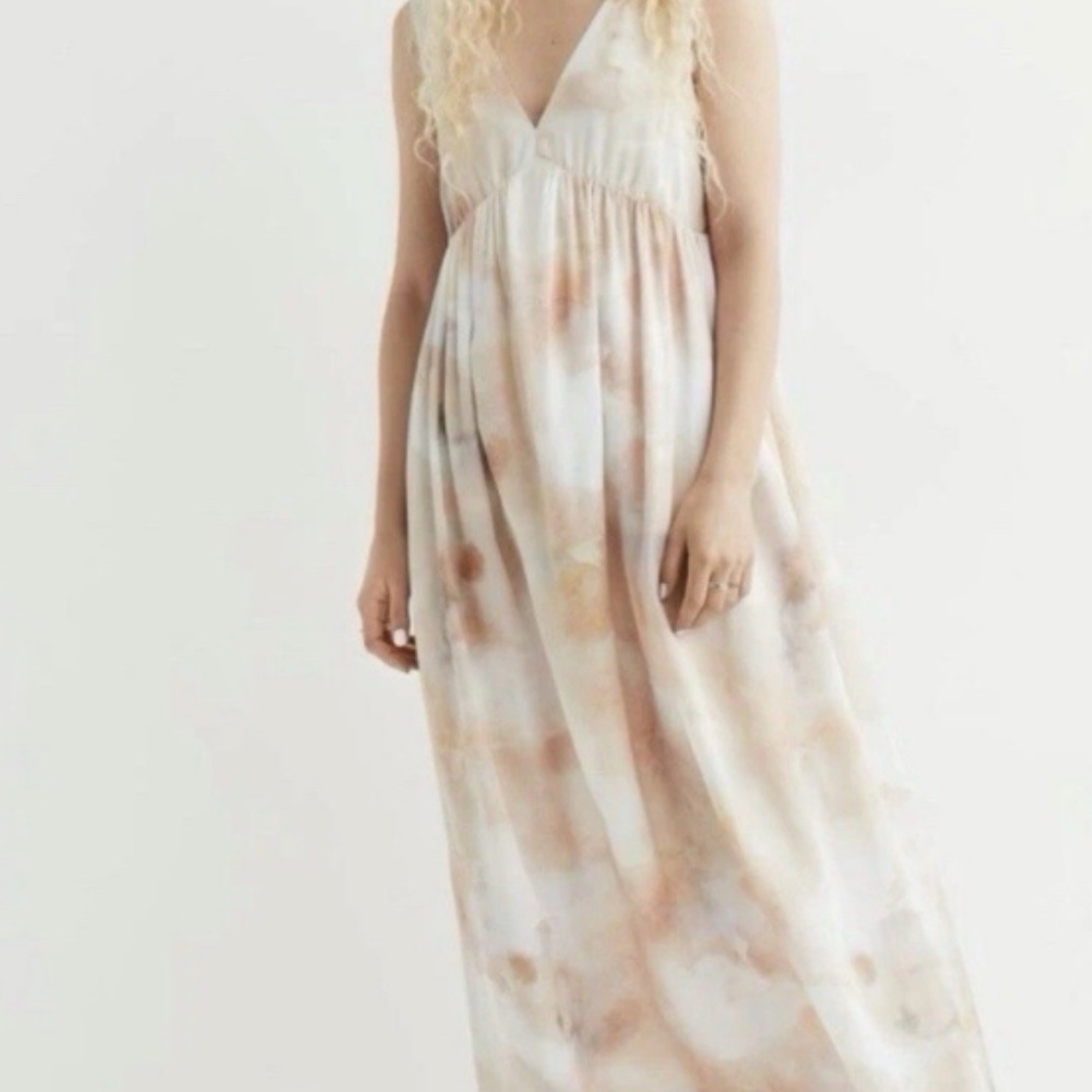 H&M Long V-neck Dress - White/patterned Watercolor Cream Light Pink | Size M